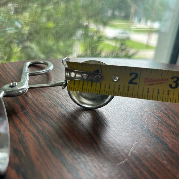 Vintage Metal Meatball Tongs – Mid Century Food Scoop Tool Taiwan Kitchen Gadget - Picture 8 of 9